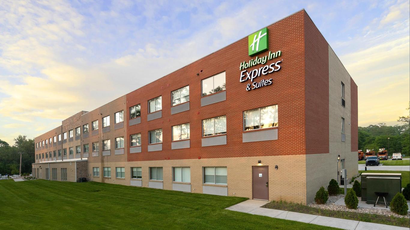 Holiday Inn Express & Suites La Porte