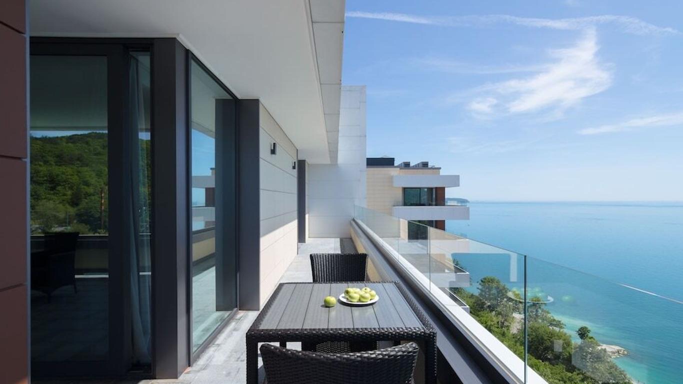 Lavicon Hotel Collection