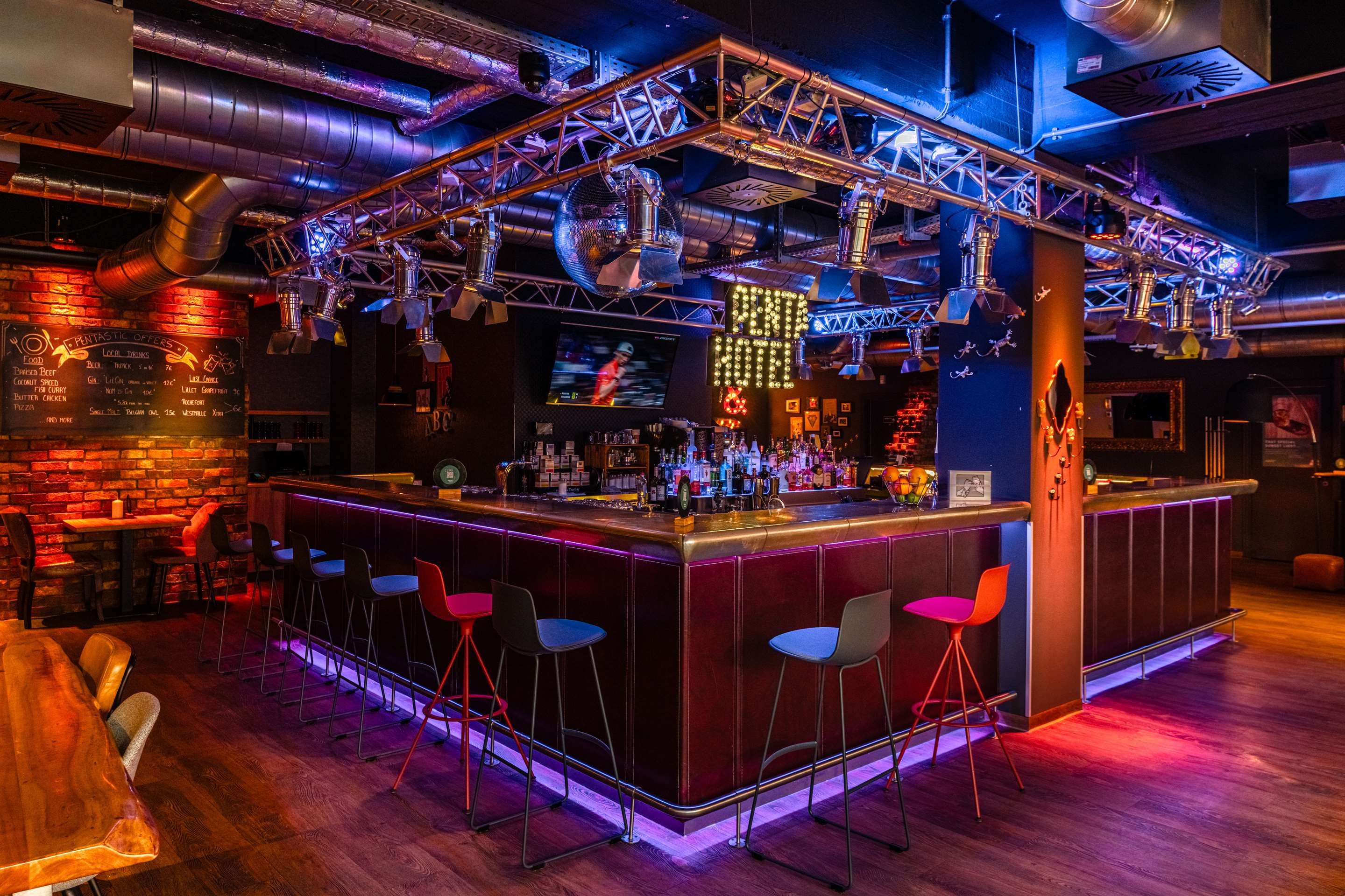 Bar