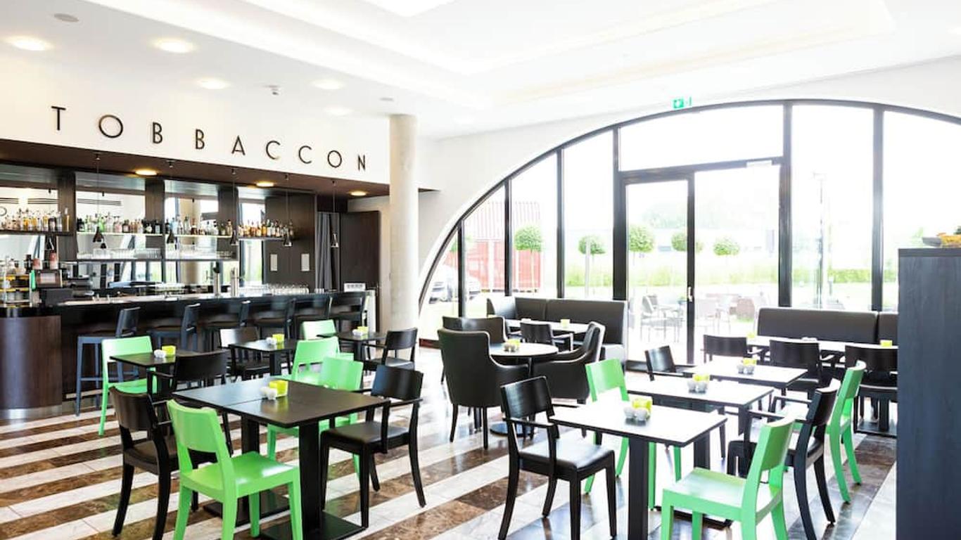 Tobbaccon Hotel
