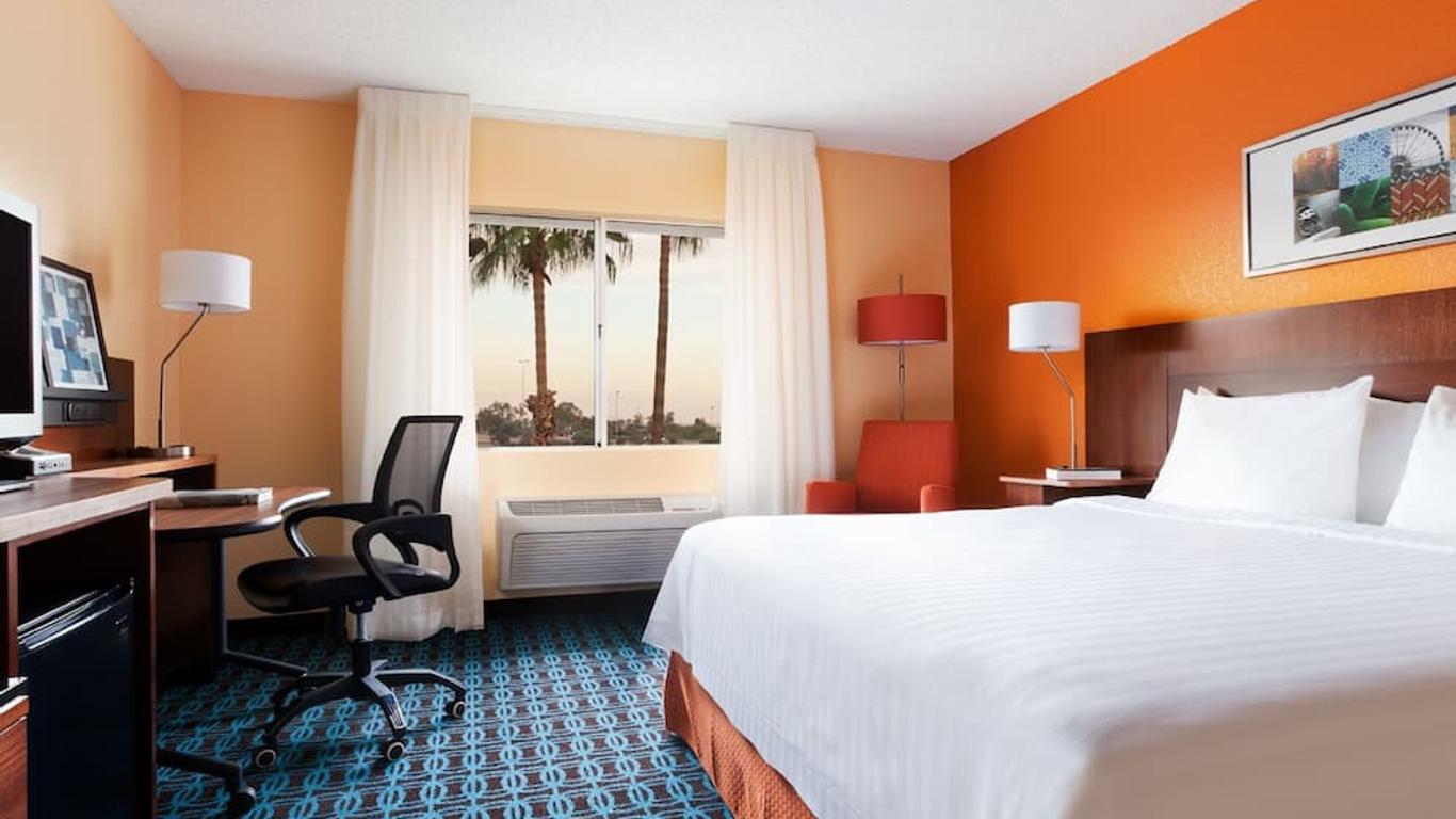 Country Inn & Suites by Radisson, Phoenix Airport
