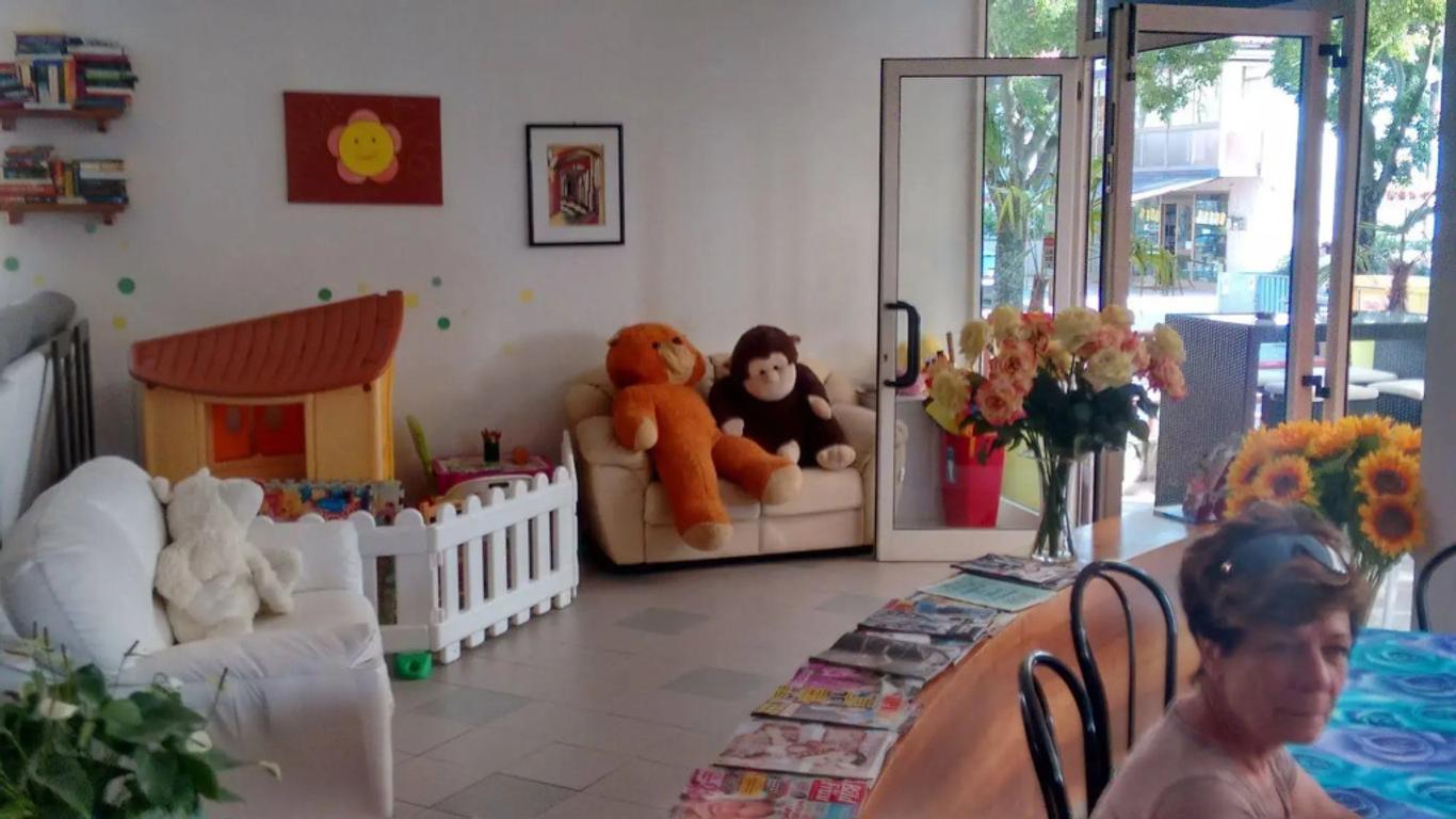 Hotel Ciao Bed & Breakfast